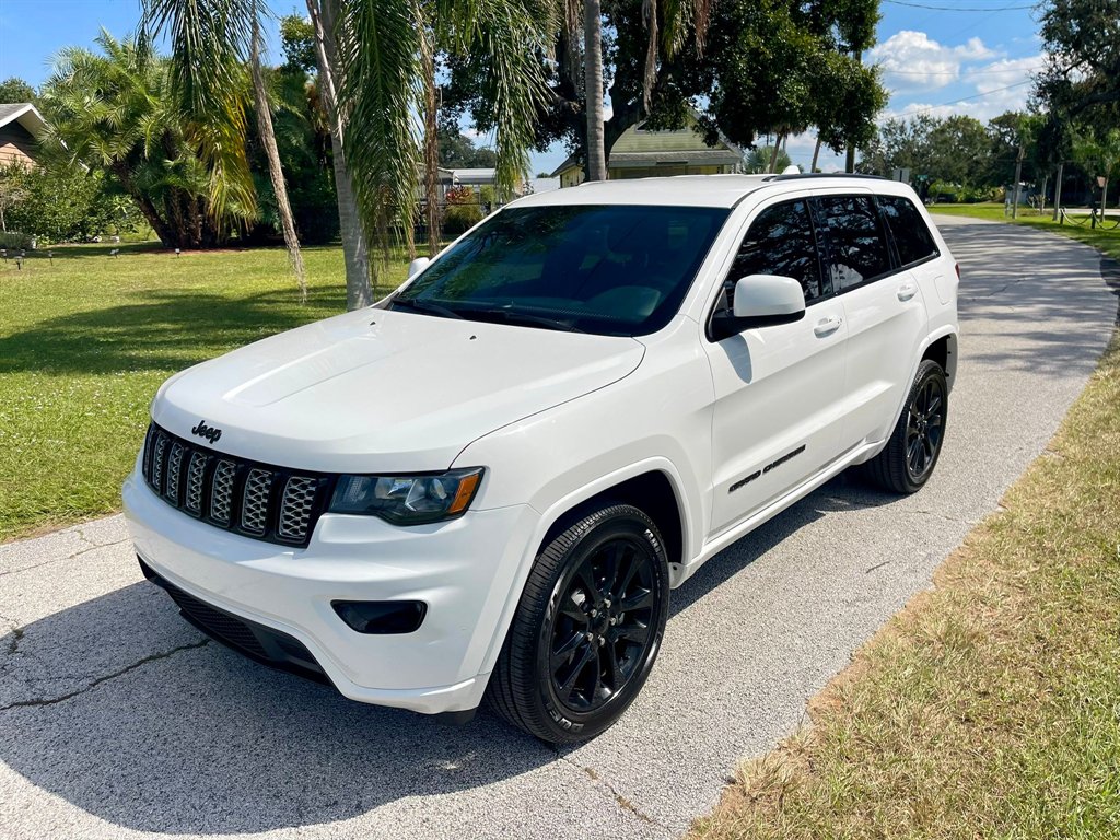 2018 Jeep Grand Cherokee Altitude