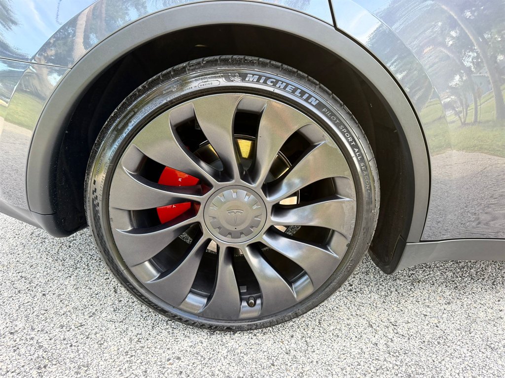 2023 Tesla Model Y Performance - Photo 24