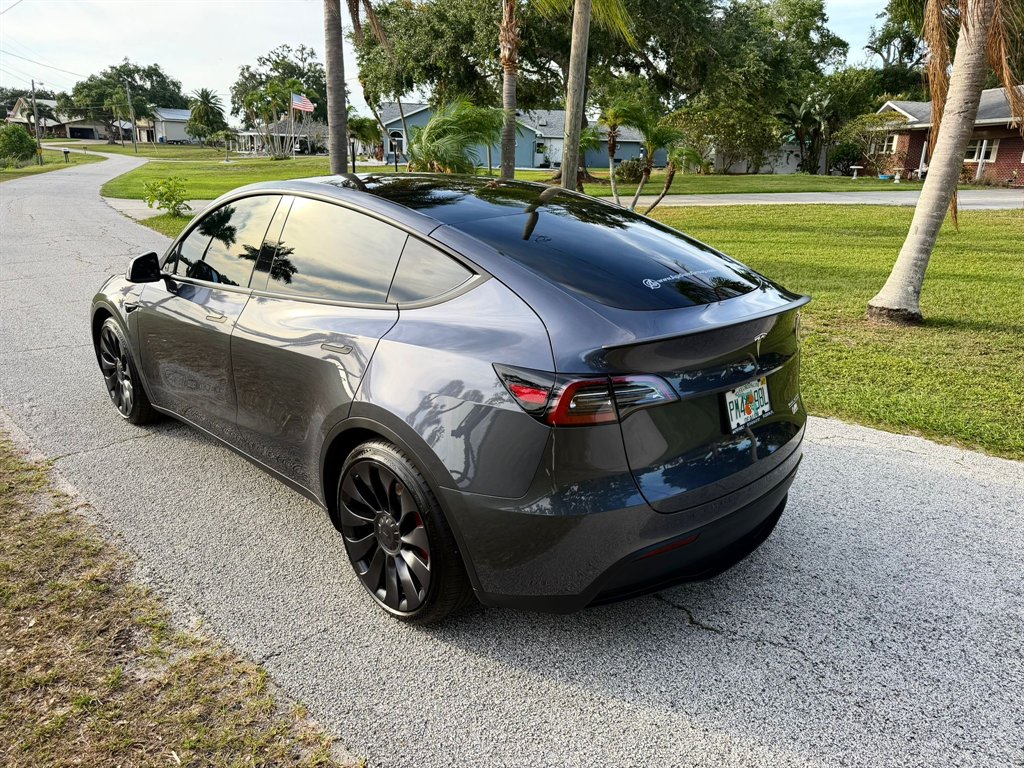 2023 Tesla Model Y Performance - Photo 18