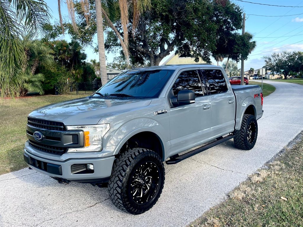 2019 Ford F-150 XLT's photo
