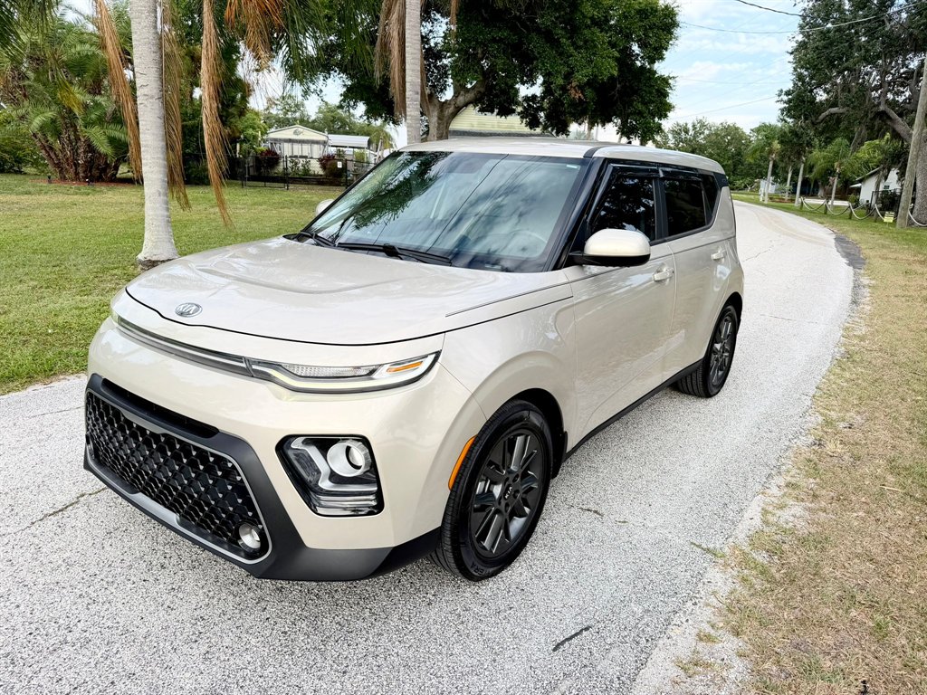 2020 Kia Soul EX - Photo 19