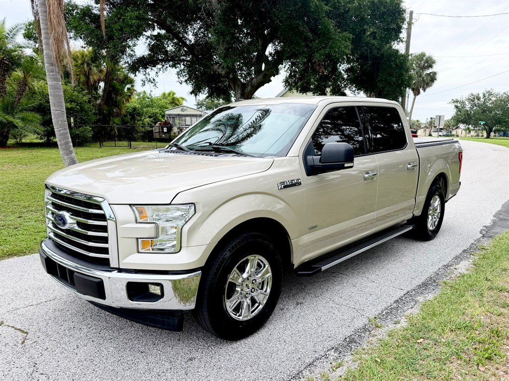 2017 Ford F-150 XLT SuperCrew 5-1/2 Box's photo