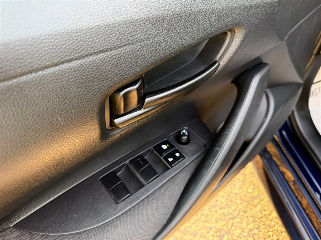 2024 Toyota Corolla LE - Photo 7