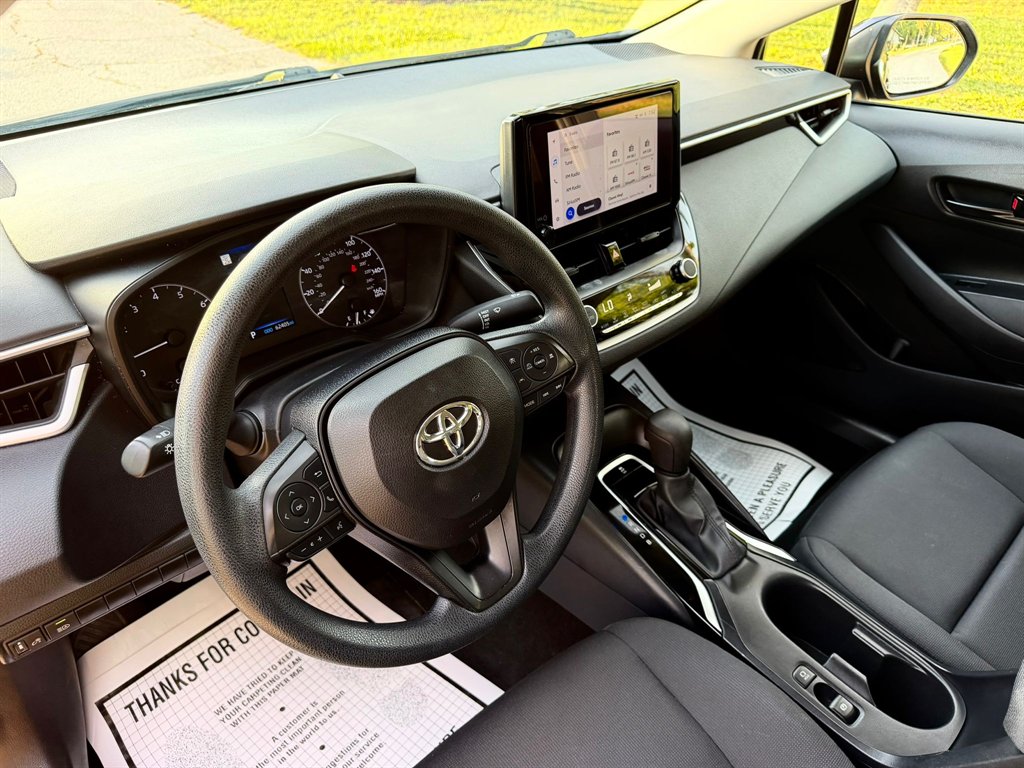 2024 Toyota Corolla LE - Photo 10