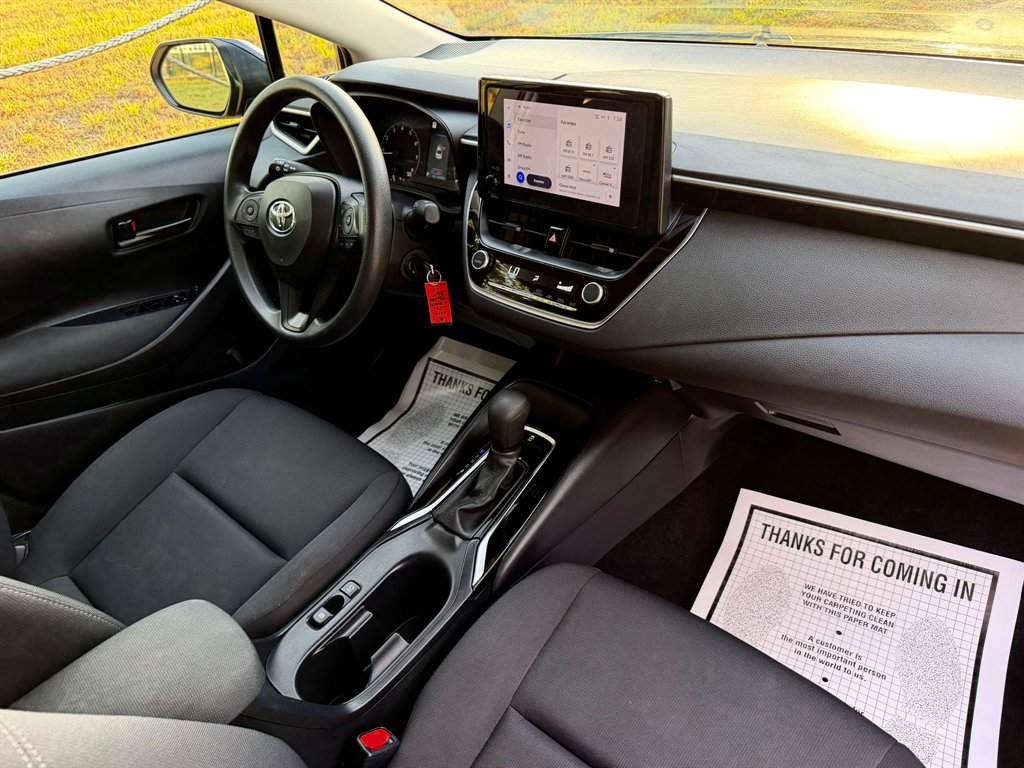 2024 Toyota Corolla LE - Photo 15