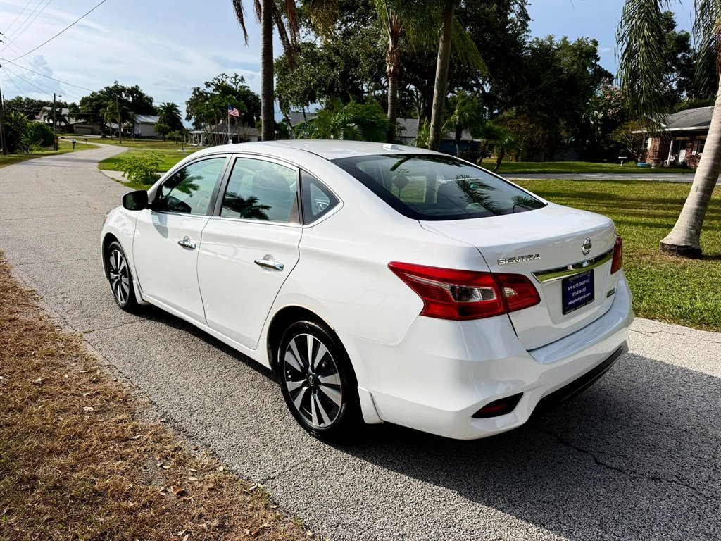 2019 Nissan Sentra SV - Photo 6