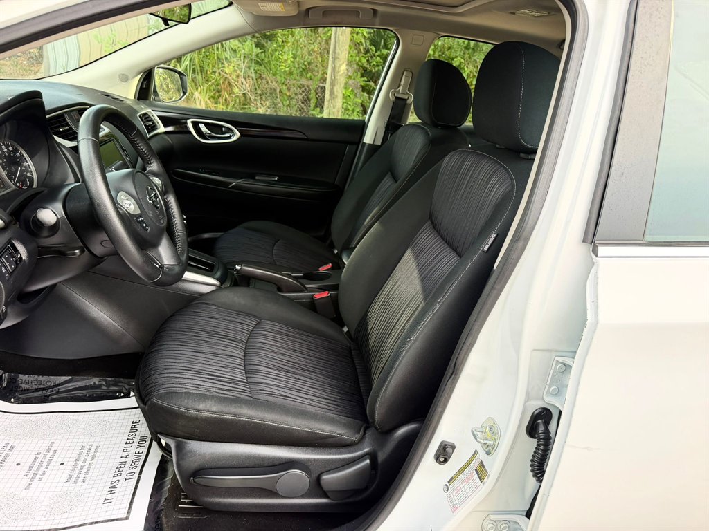 2019 Nissan Sentra SV - Photo 10