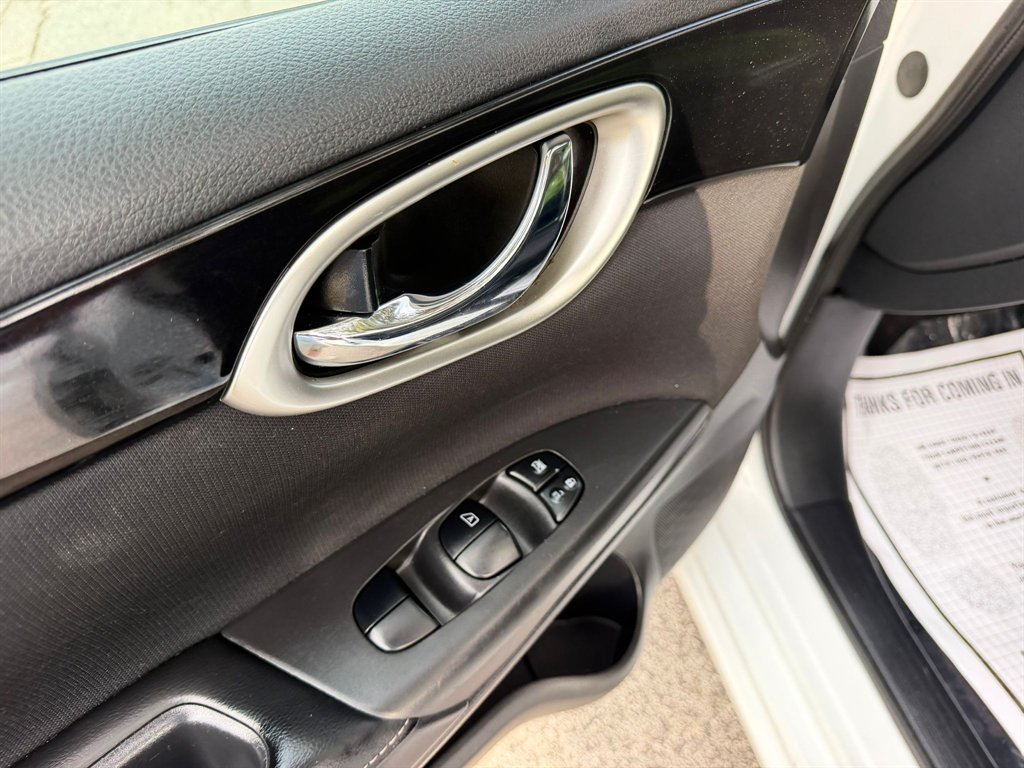 2019 Nissan Sentra SV - Photo 9
