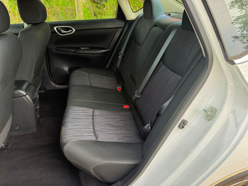 2019 Nissan Sentra SV - Photo 12