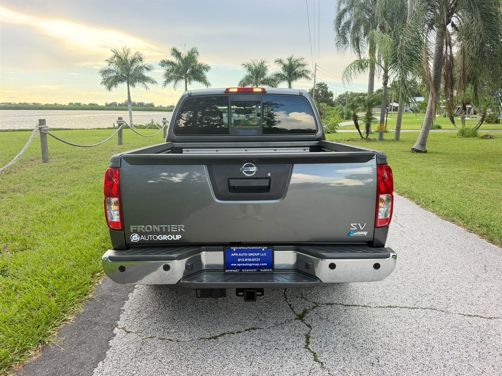 2017 Nissan Frontier SV - Photo 10