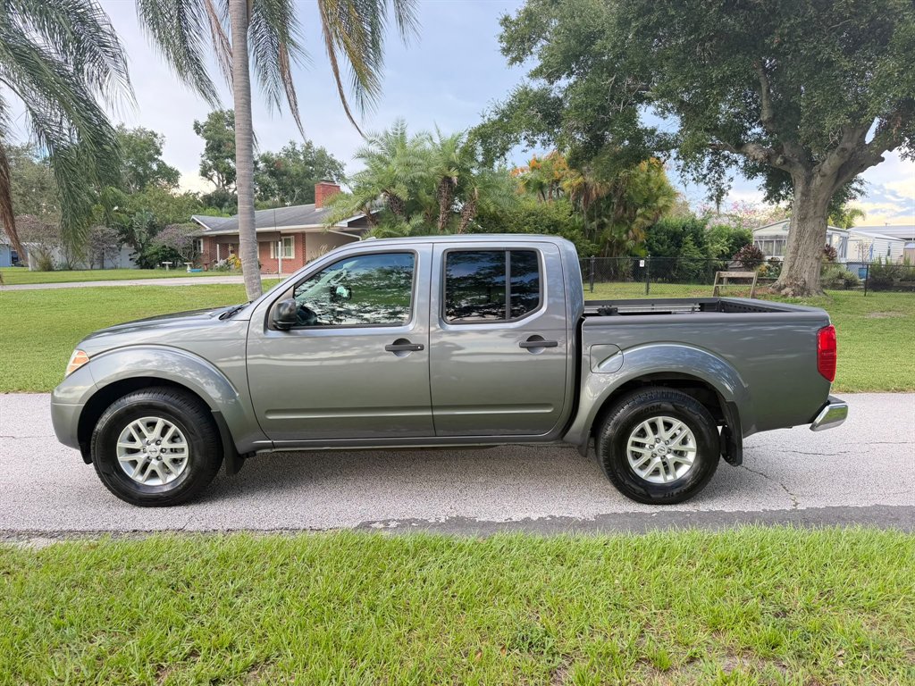 2017 Nissan Frontier SV - Photo 6